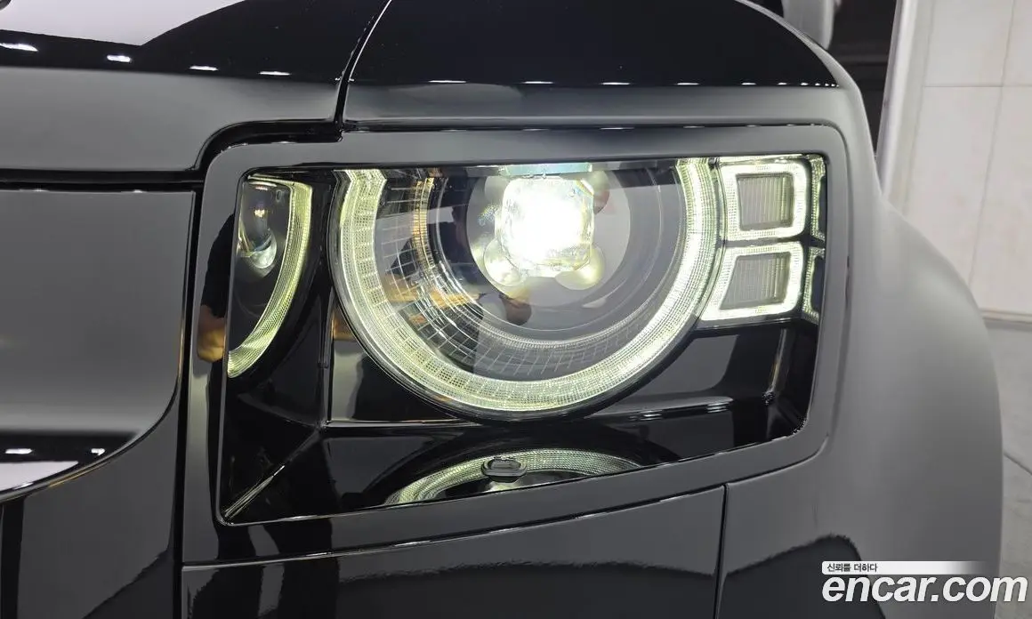 Land Rover Defender 2025 2.0 автомат (гидро), фото 17