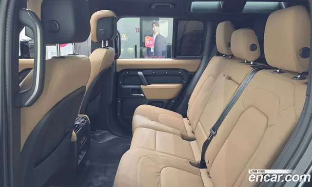 Land Rover Defender 2025 2.0 автомат (гидро), миниатюра 4
