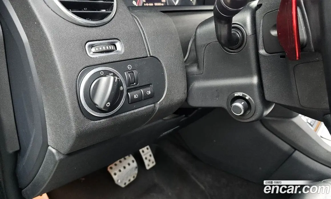 Land Rover Discovery 2016 3.0 автомат (гидро), фото 13