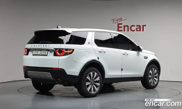 Land Rover Discovery Sport 2018 2.0 автомат (гидро), миниатюра 1