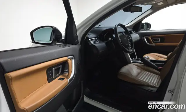 Land Rover Discovery Sport 2018 2.0 автомат (гидро), миниатюра 12