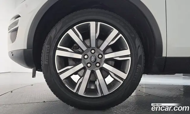 Land Rover Discovery Sport 2018 2.0 автомат (гидро), миниатюра 4
