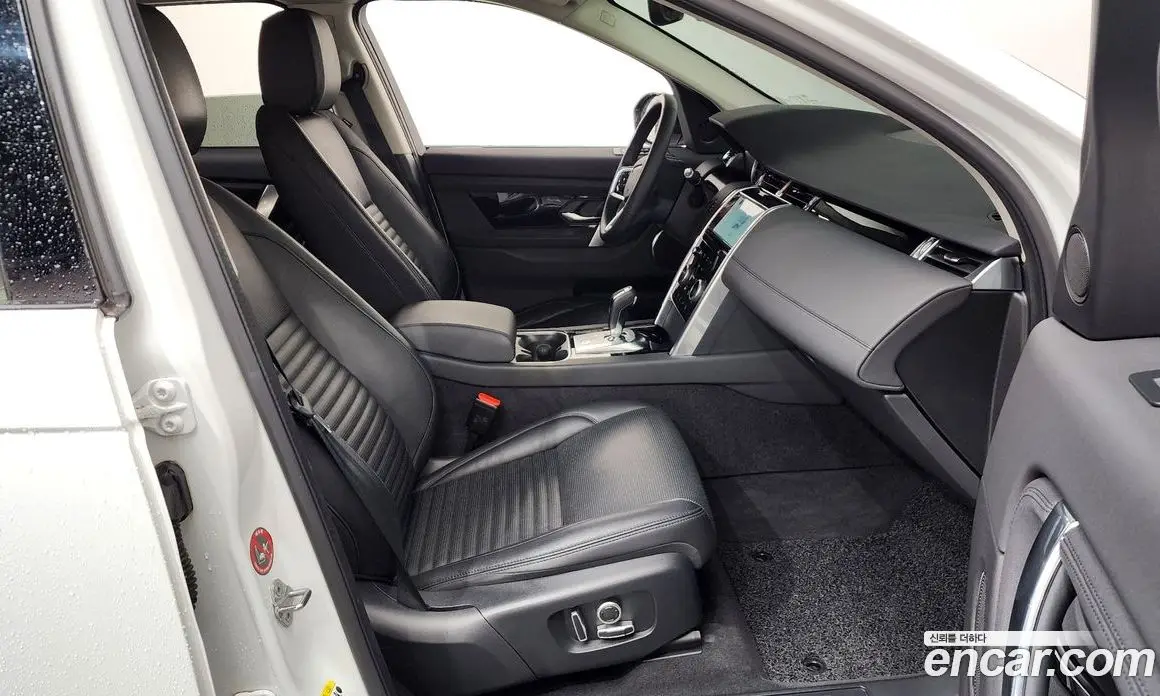 Land Rover Discovery Sport 2021 2.0 автомат (гидро), фото 11