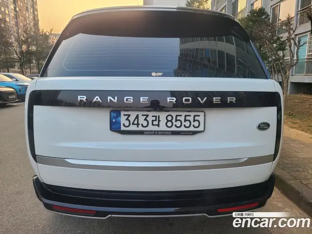 Land Rover Range Rover 2023 4.4 автомат (гидро), миниатюра 4 Land Rover Range Rover 2023 4.4 автомат (гидро), миниатюра 4