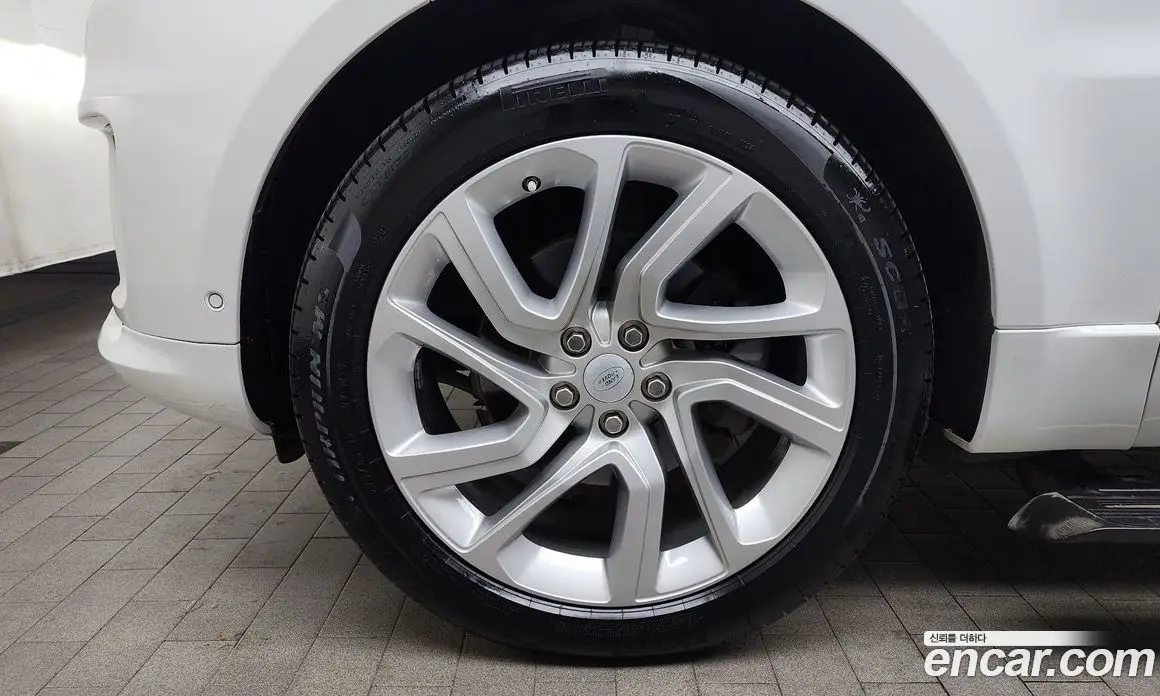 Land Rover Range Rover Sport 2018 3.0 автомат (гидро), фото 5