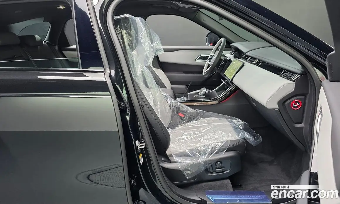Land Rover Range Rover Velar 2026 2.0 автомат (гидро), фото 11
