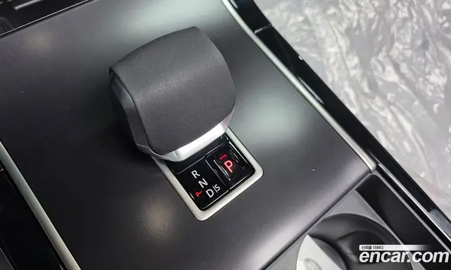 Land Rover Range Rover Velar 2026 2.0 автомат (гидро), миниатюра 9
