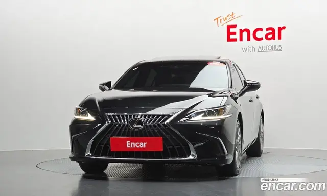 Lexus ES 2023 2.5 автомат (гидро), миниатюра 2