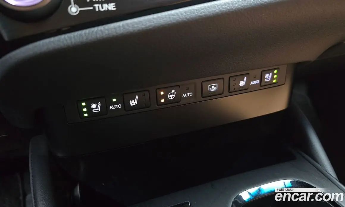 Lexus ES 2023 2.5 автомат (гидро), фото 21