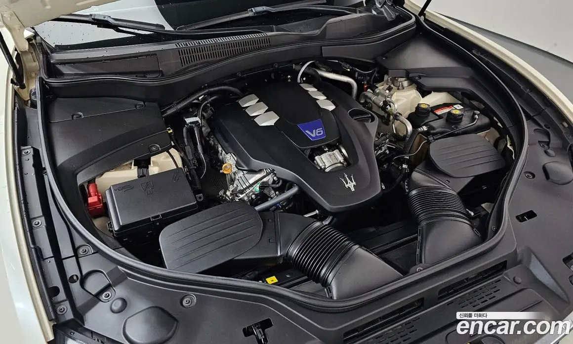 Maserati Levante 2017 3.0 автомат (гидро), фото 6