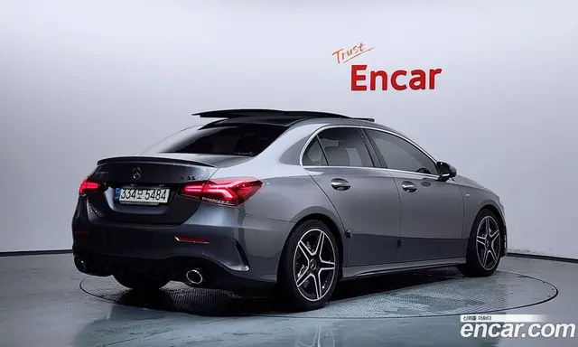Mercedes-Benz A-Class 2021 2.0 автомат (гидро), миниатюра 2