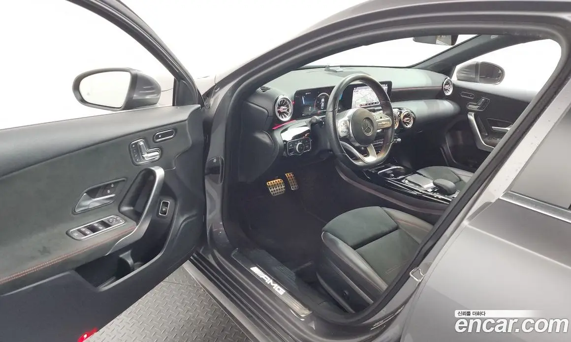 Mercedes-Benz A-Class 2021 2.0 автомат (гидро), фото 13