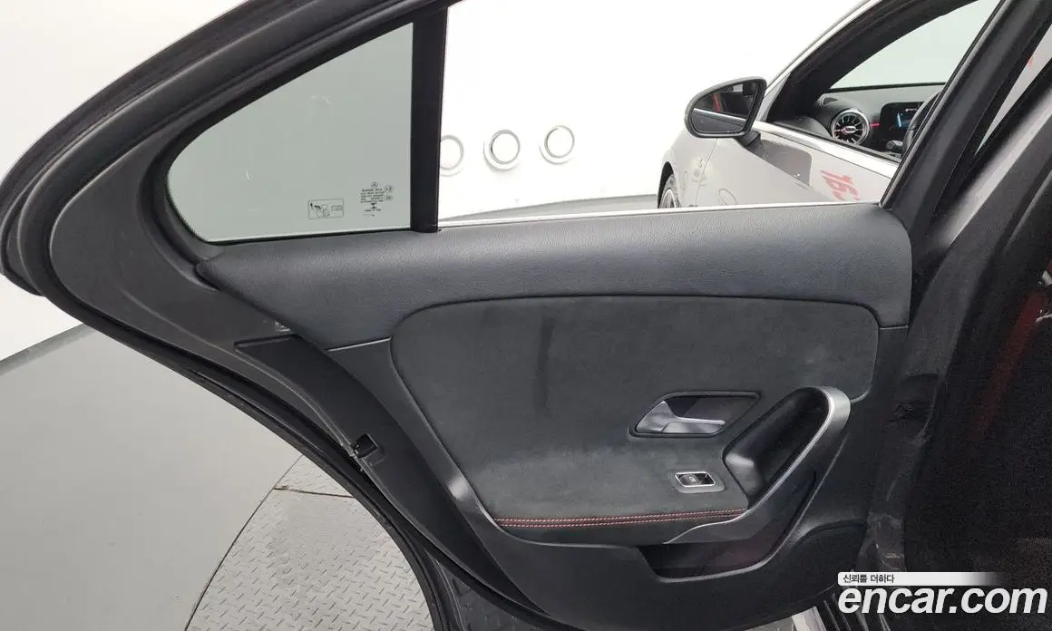 Mercedes-Benz A-Class 2021 2.0 автомат (гидро), фото 15
