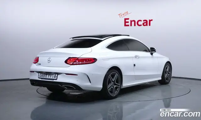 Mercedes-Benz C-Class 2020 2.0 автомат (гидро), миниатюра 2