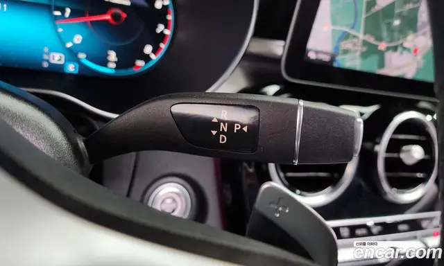 Mercedes-Benz C-Class 2020 2.0 автомат (гидро), миниатюра 12