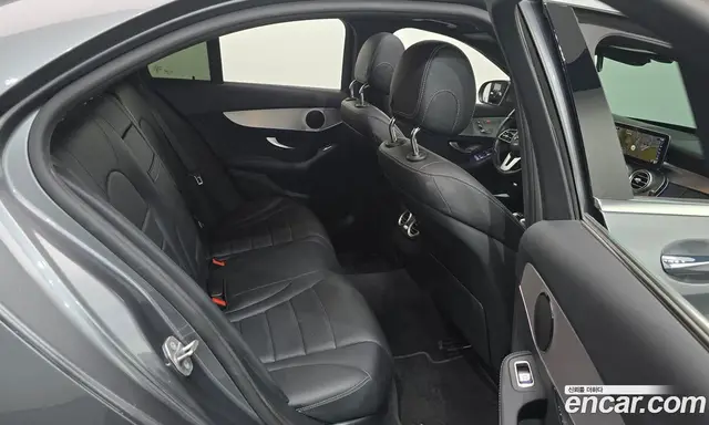 Mercedes-Benz C-Class 2021 2.0 автомат (гидро), миниатюра 11