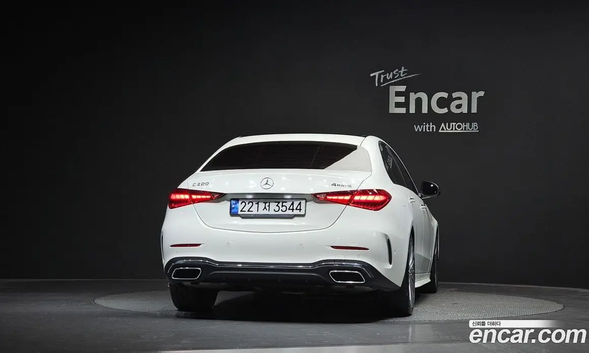 Mercedes-Benz C-Class 2023 2.0 автомат (гидро), фото 3