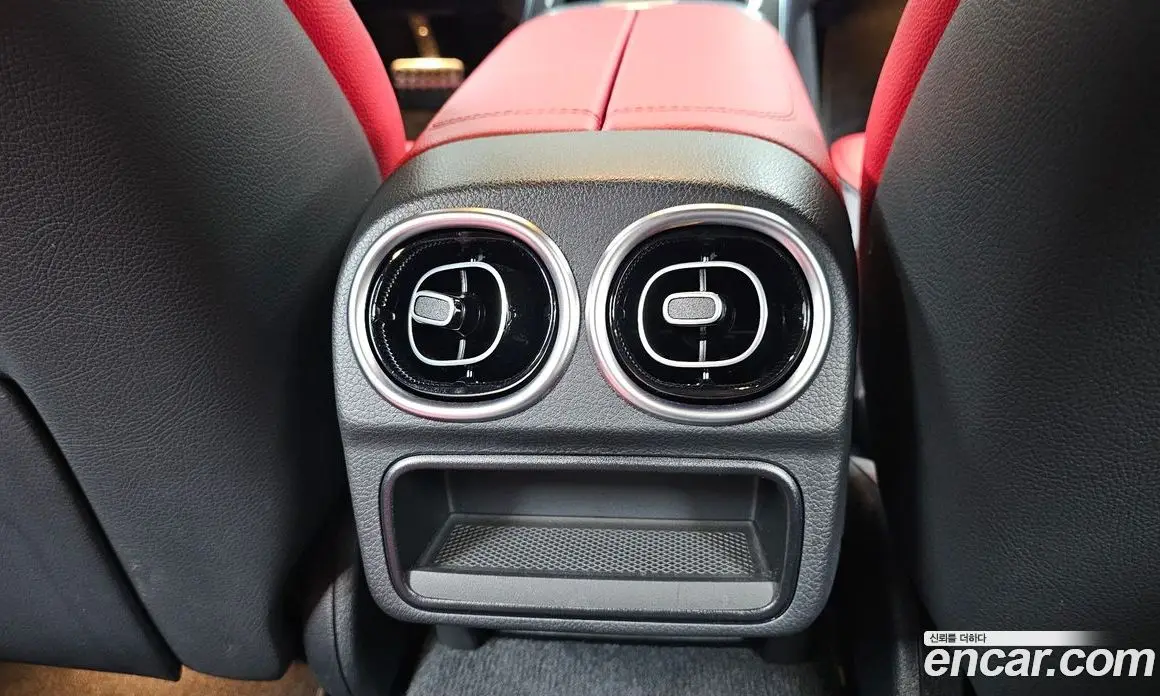 Mercedes-Benz C-Class 2023 2.0 автомат (гидро), фото 24