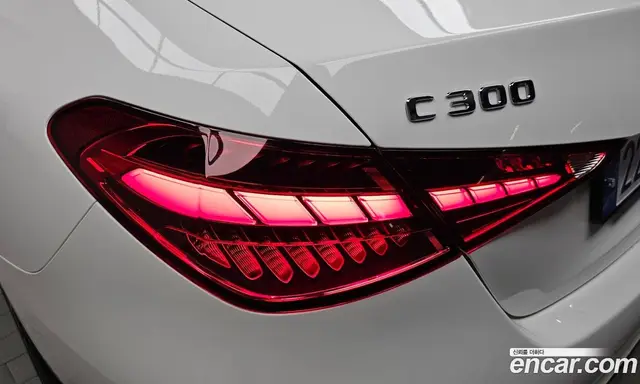 Mercedes-Benz C-Class 2023 2.0 автомат (гидро), миниатюра 8