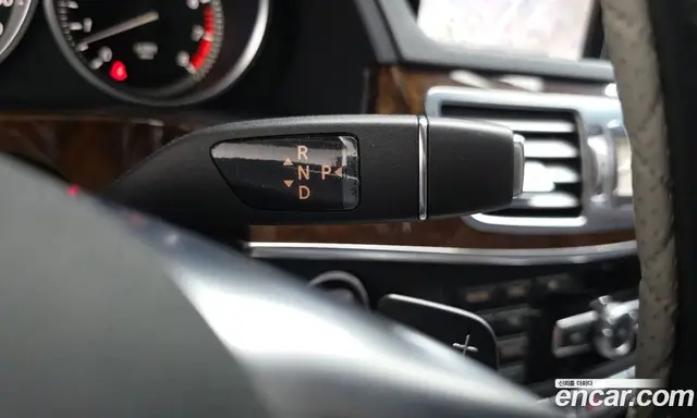 Mercedes-Benz E-Class 2014 3.5 автомат (гидро), миниатюра 9