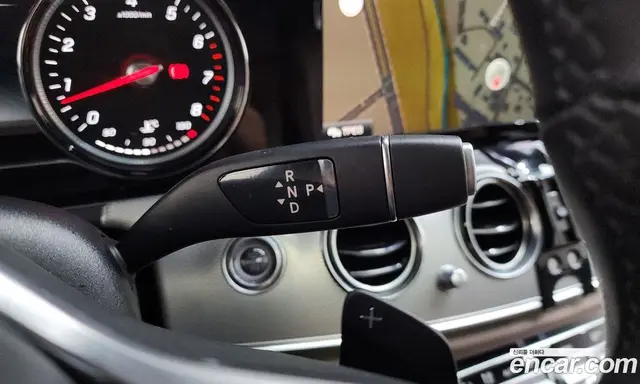 Mercedes-Benz E-Class 2018 2.0 автомат (гидро), миниатюра 9