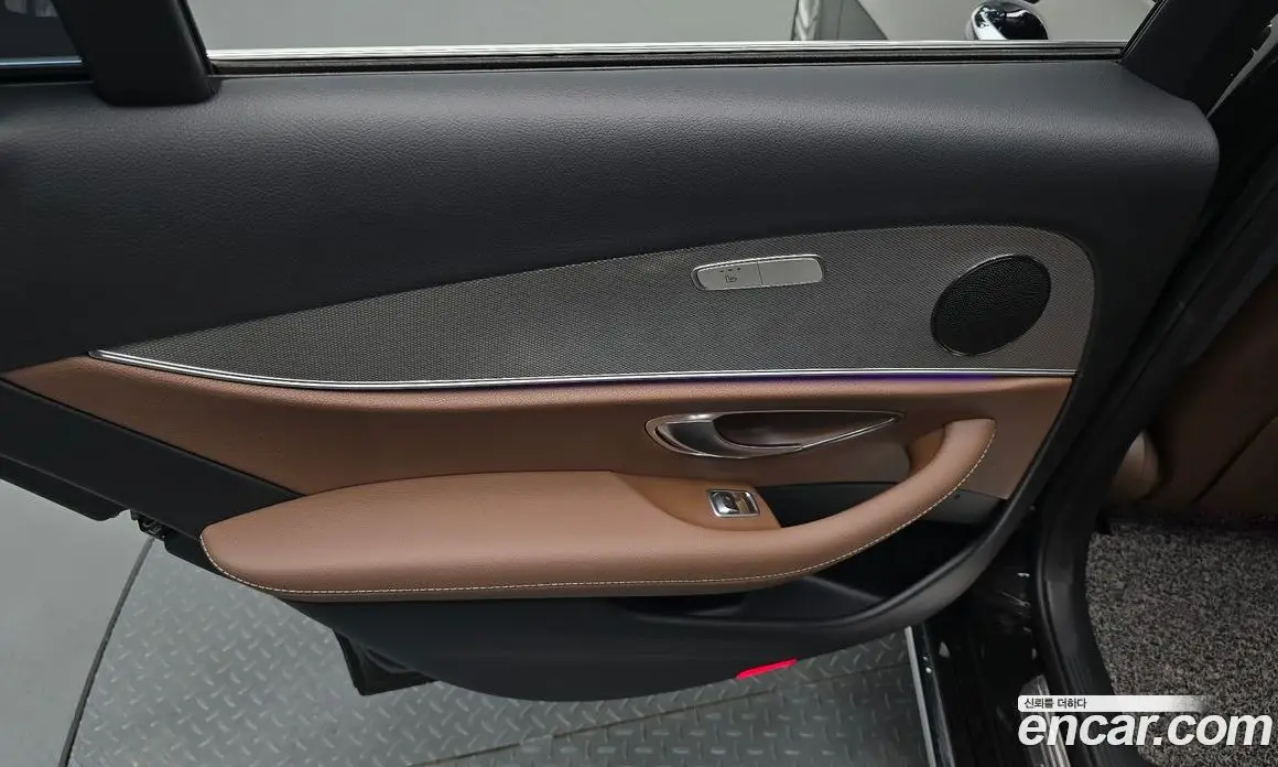 Mercedes-Benz E-Class 2018 2.0 автомат (гидро), фото 14