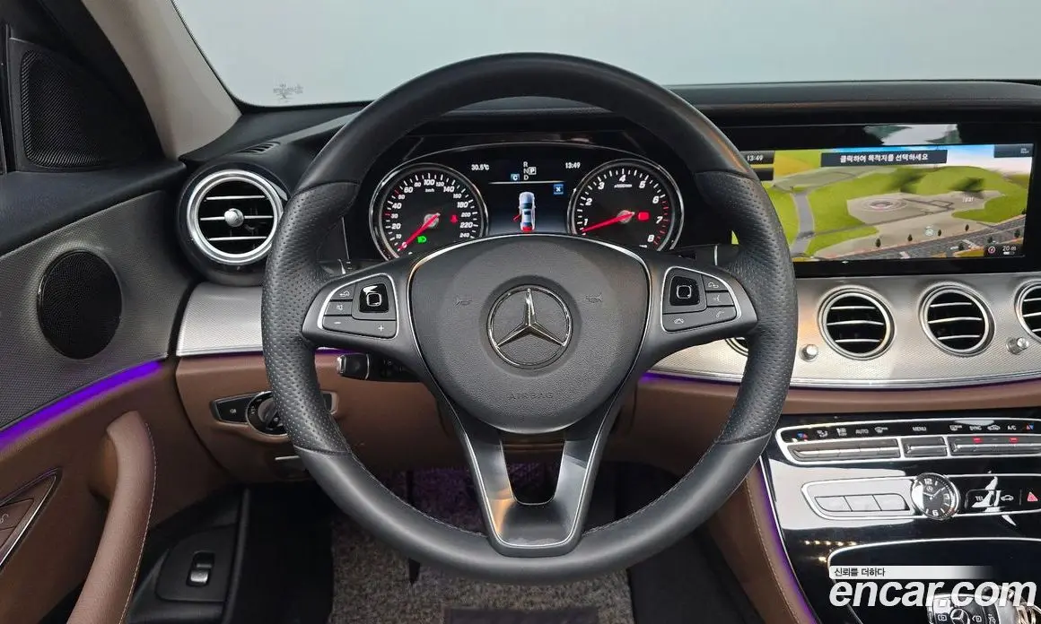 Mercedes-Benz E-Class 2018 2.0 автомат (гидро), фото 18