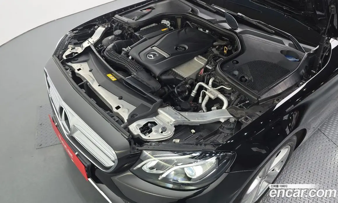 Mercedes-Benz E-Class 2018 2.0 автомат (гидро), фото 5
