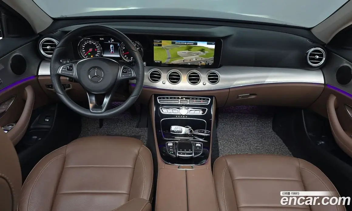 Mercedes-Benz E-Class 2018 2.0 автомат (гидро), фото 9