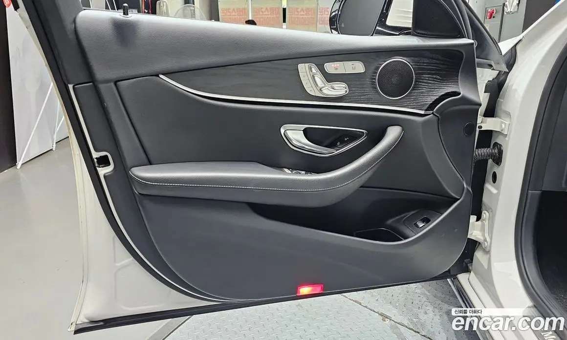 Mercedes-Benz E-Class 2018 1.9 автомат (гидро), фото 14