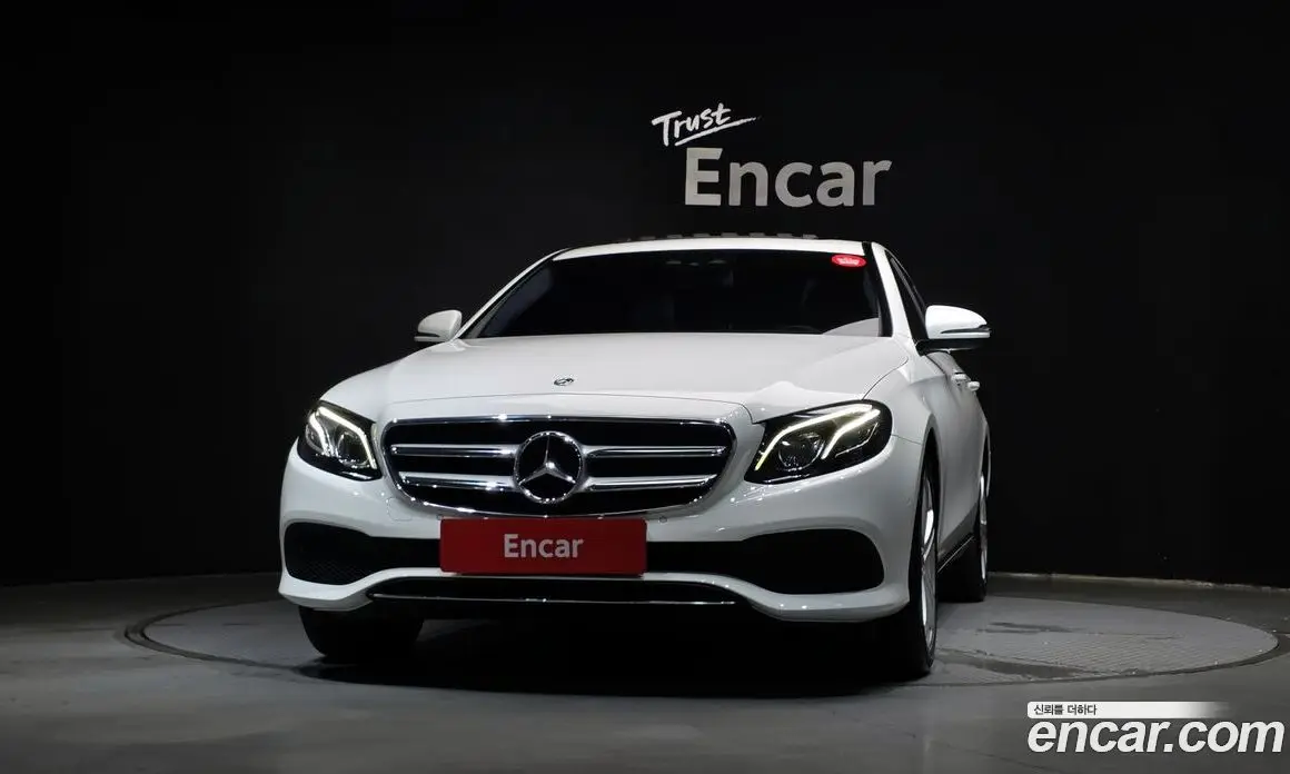 Mercedes-Benz E-Class 2018 1.9 автомат (гидро), фото 3