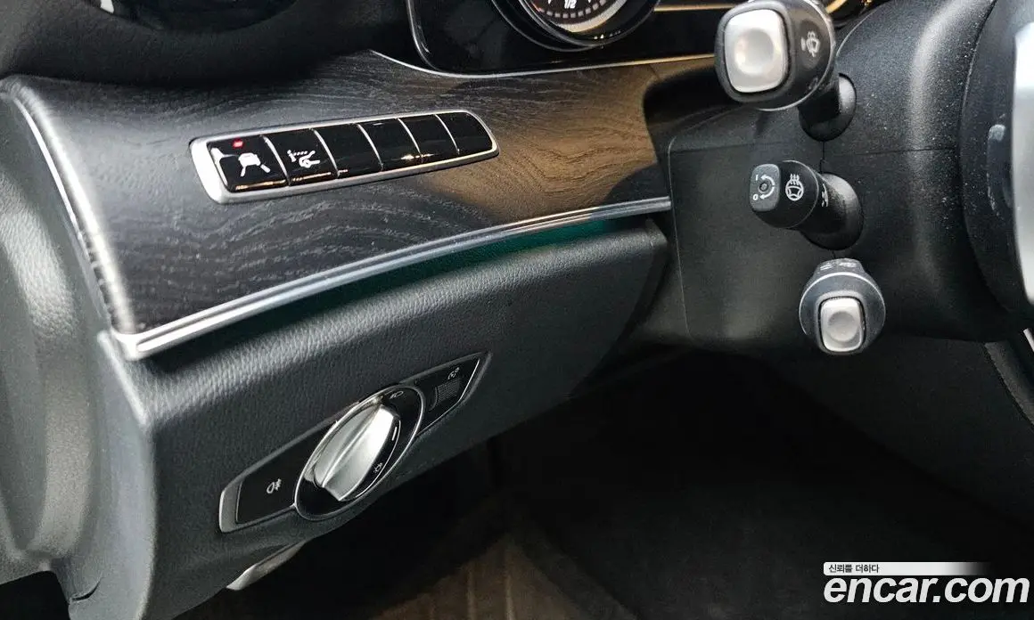 Mercedes-Benz E-Class 2018 1.9 автомат (гидро), фото 27