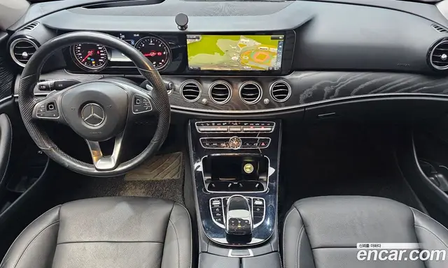 Mercedes-Benz E-Class 2018 1.9 автомат (гидро), миниатюра 10