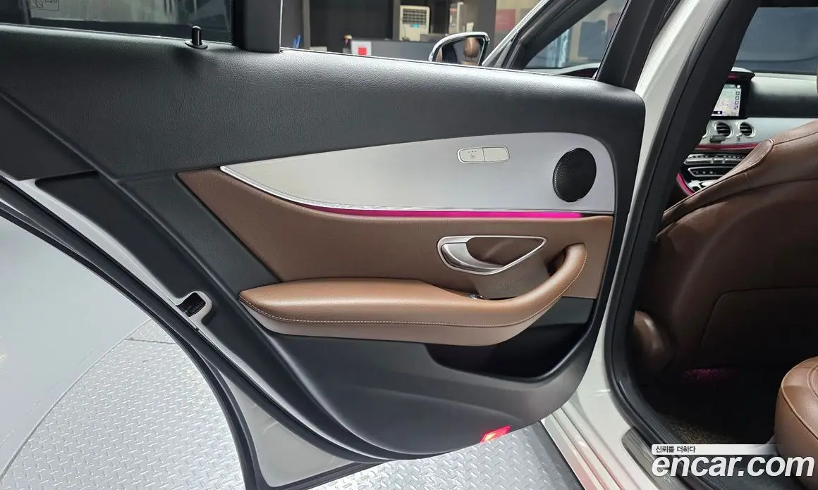 Mercedes-Benz E-Class 2020 2.0 автомат (гидро), фото 15