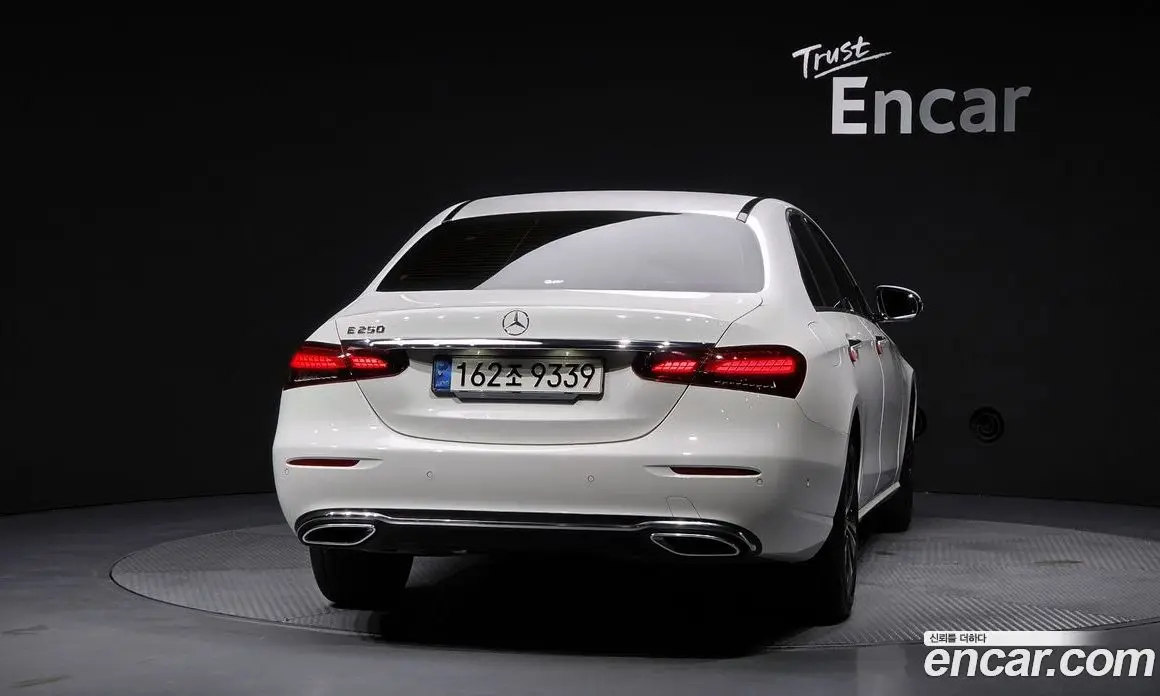 Mercedes-Benz E-Class 2020 2.0 автомат (гидро), фото 4