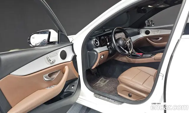 Mercedes-Benz E-Class 2020 2.0 автомат (гидро), миниатюра 10