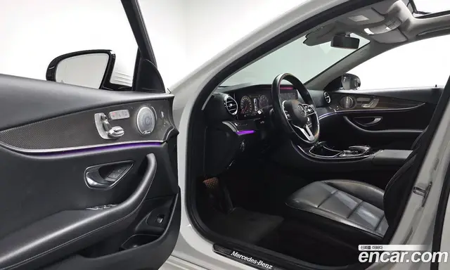 Mercedes-Benz E-Class 2020 2.0 автомат (гидро), миниатюра 12