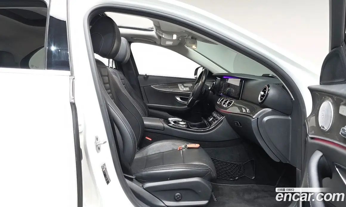 Mercedes-Benz E-Class 2020 2.0 автомат (гидро), фото 15