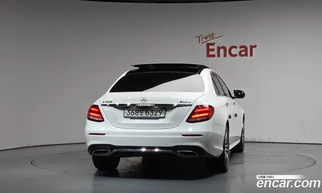 Mercedes-Benz E-Class 2020 2.0 автомат (гидро), миниатюра 3