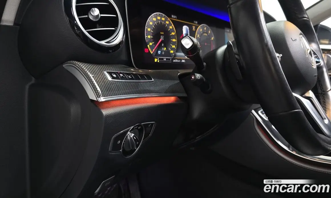 Mercedes-Benz E-Class 2020 2.0 автомат (гидро), фото 30