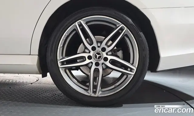 Mercedes-Benz E-Class 2020 2.0 автомат (гидро), миниатюра 6
