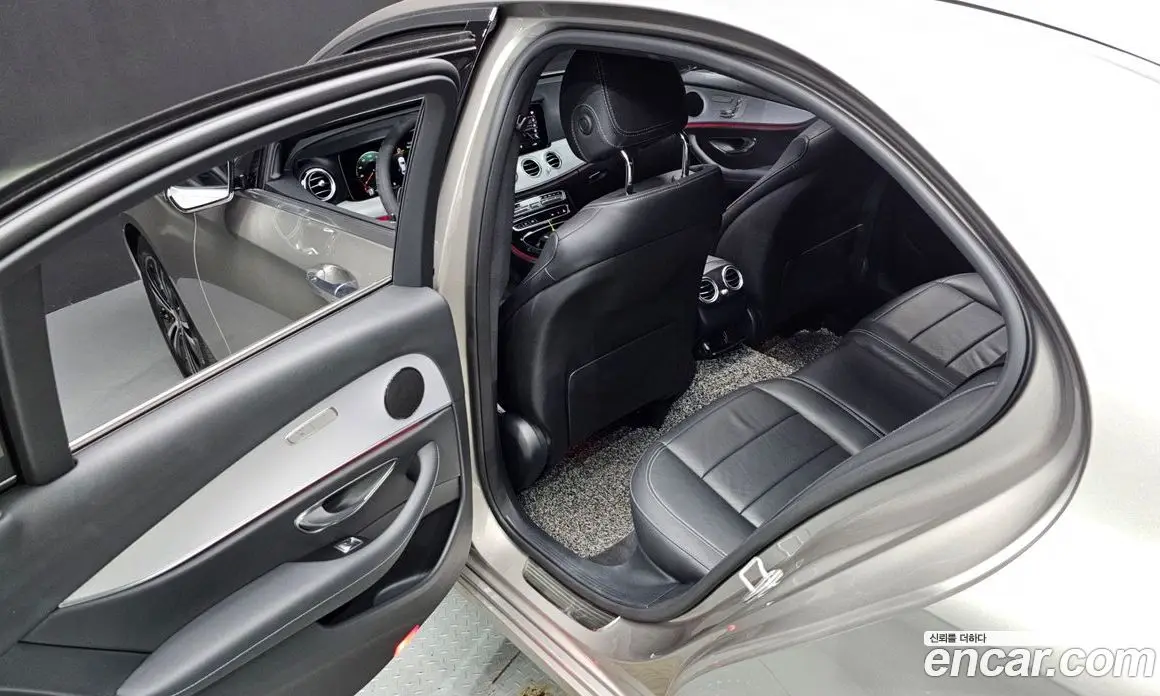 Mercedes-Benz E-Class 2020 2.0 автомат (гидро), фото 11