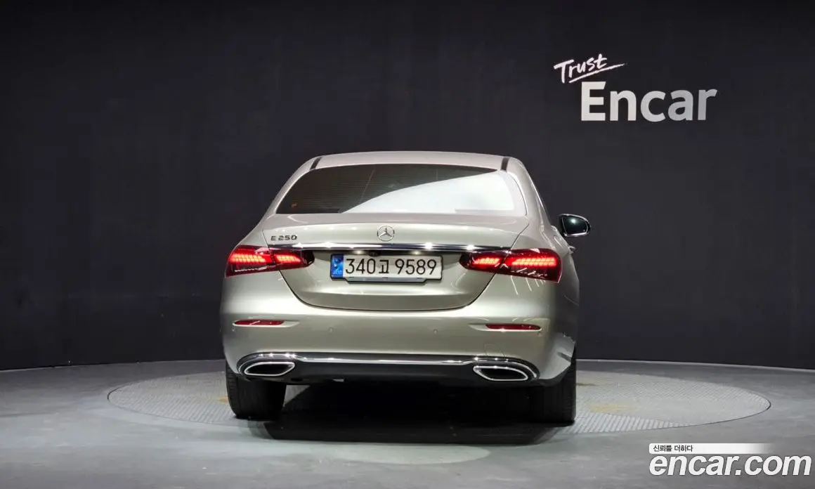 Mercedes-Benz E-Class 2020 2.0 автомат (гидро), фото 4