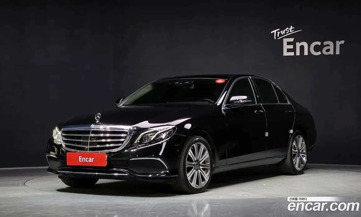 Mercedes-Benz E-Class 2020 3.0 автомат (гидро), фото 1 Mercedes-Benz E-Class 2020 3.0 автомат (гидро), фото 1