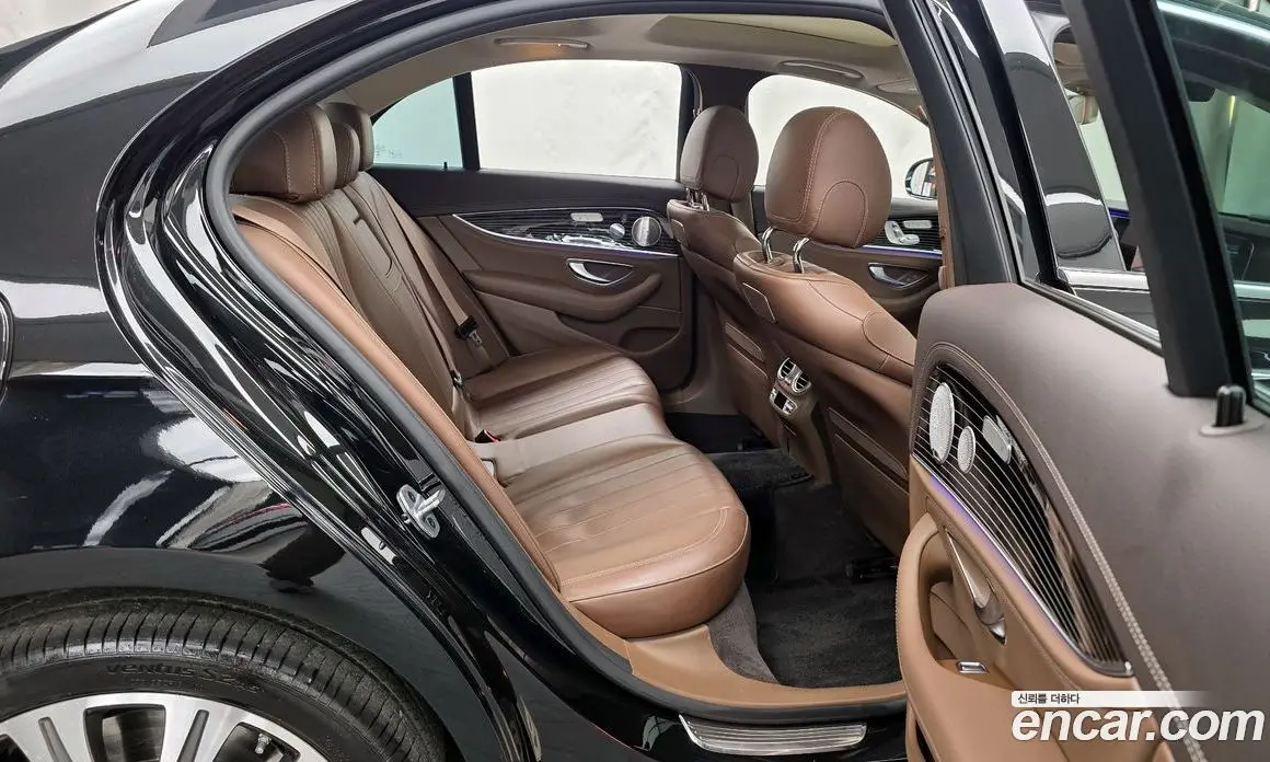 Mercedes-Benz E-Class 2020 3.0 автомат (гидро), фото 12 Mercedes-Benz E-Class 2020 3.0 автомат (гидро), фото 12