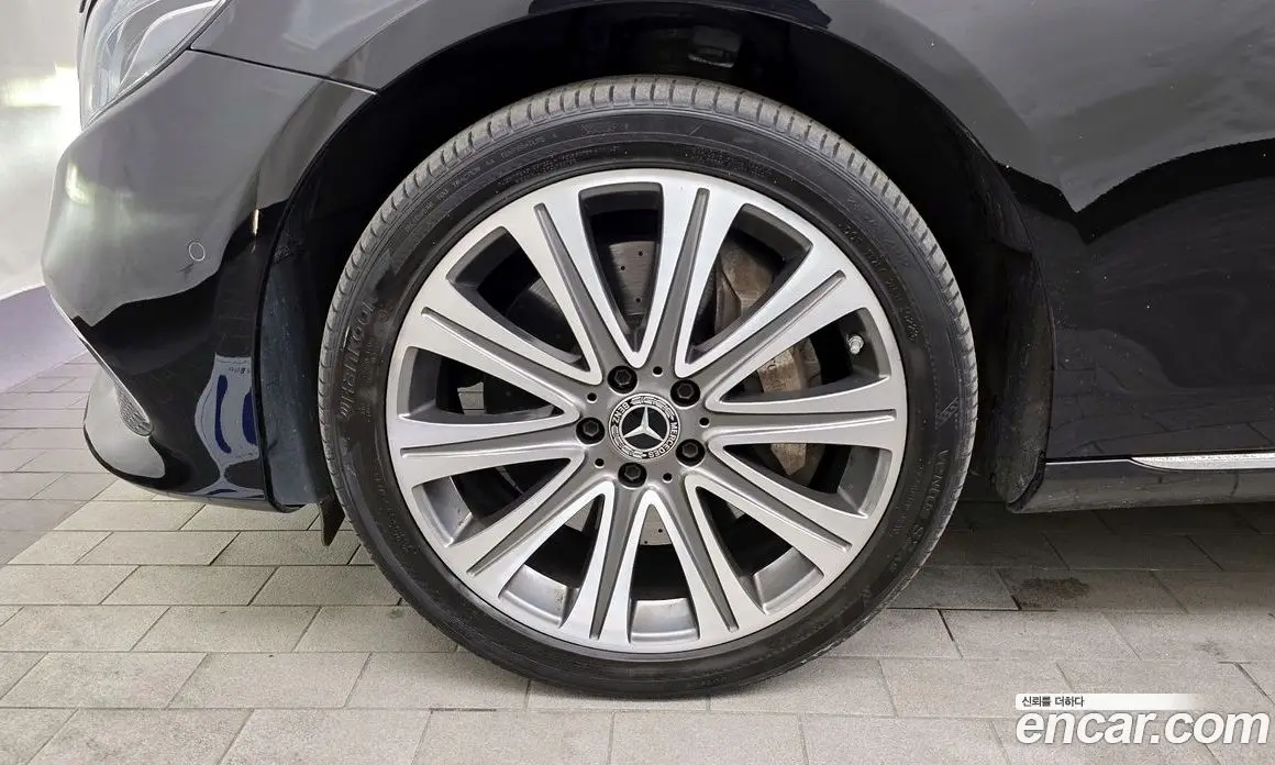Mercedes-Benz E-Class 2020 3.0 автомат (гидро), фото 5 Mercedes-Benz E-Class 2020 3.0 автомат (гидро), фото 5