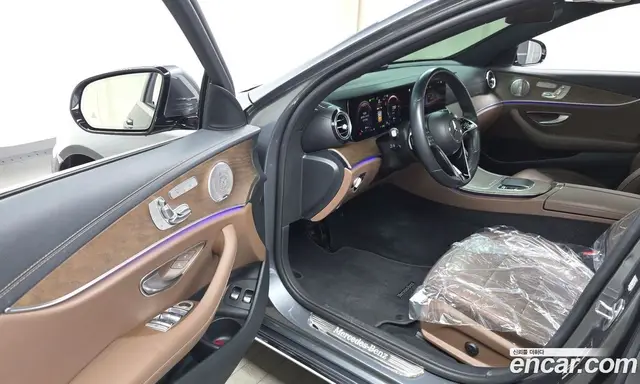 Mercedes-Benz E-Class 2021 2.0 автомат (гидро), миниатюра 11 Mercedes-Benz E-Class 2021 2.0 автомат (гидро), миниатюра 11