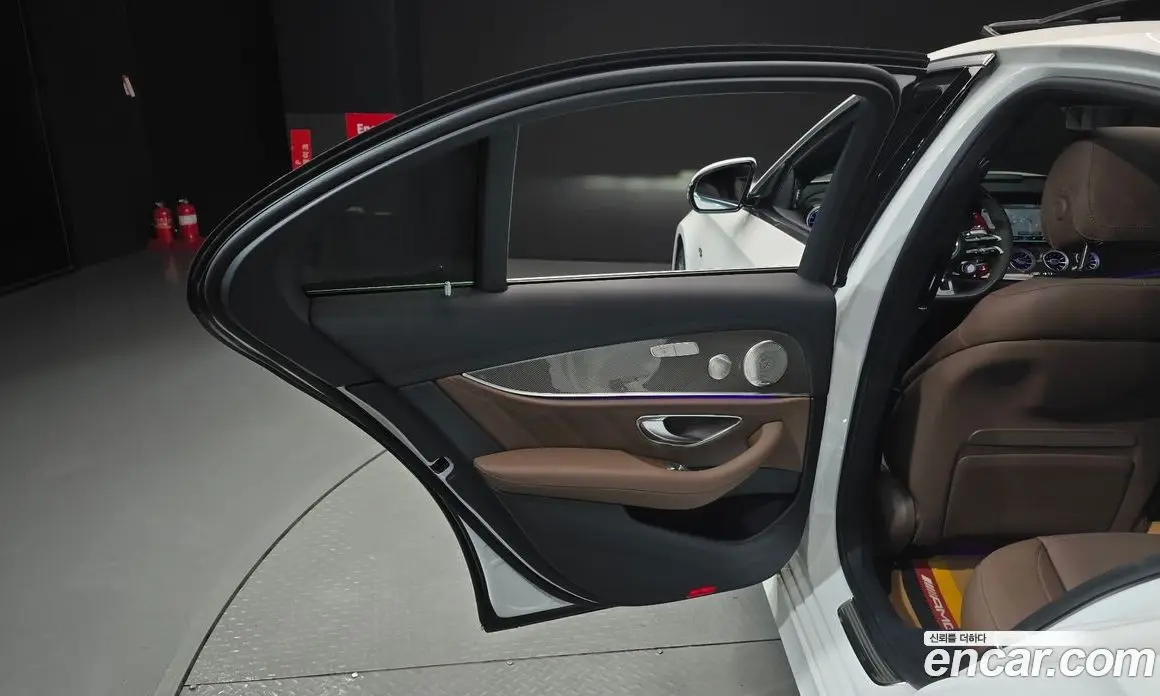 Mercedes-Benz E-Class 2021 3.0 автомат (гидро), фото 15