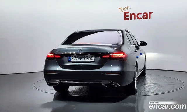 Mercedes-Benz E-Class 2022 2.0 автомат (гидро), миниатюра 4 Mercedes-Benz E-Class 2022 2.0 автомат (гидро), миниатюра 4