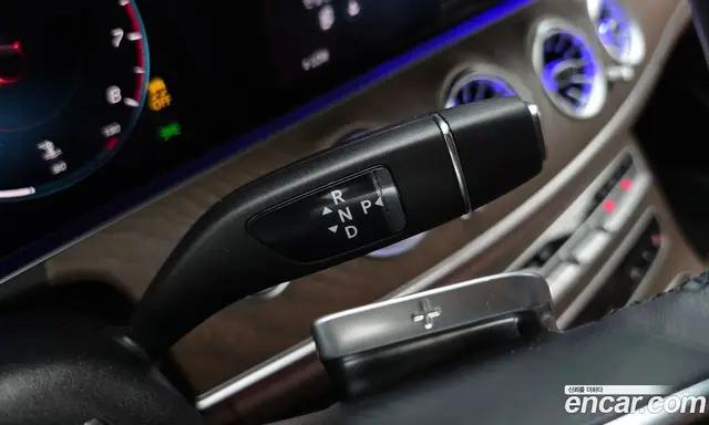 Mercedes-Benz E-Class 2022 2.0 автомат (гидро), миниатюра 11